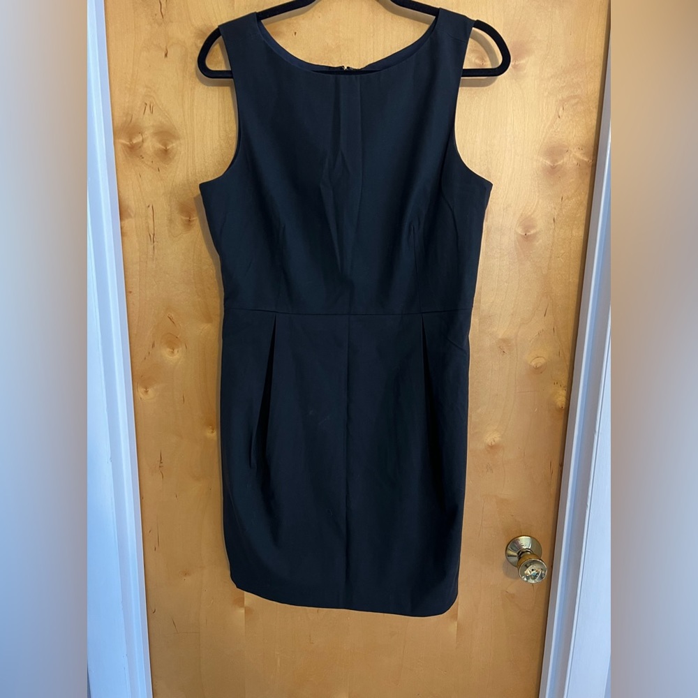 Gap women’s black dress